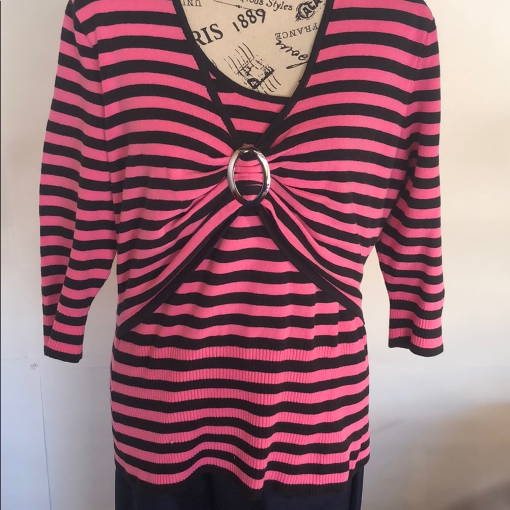 Bisou Bisou Sweater 💕 CUTE